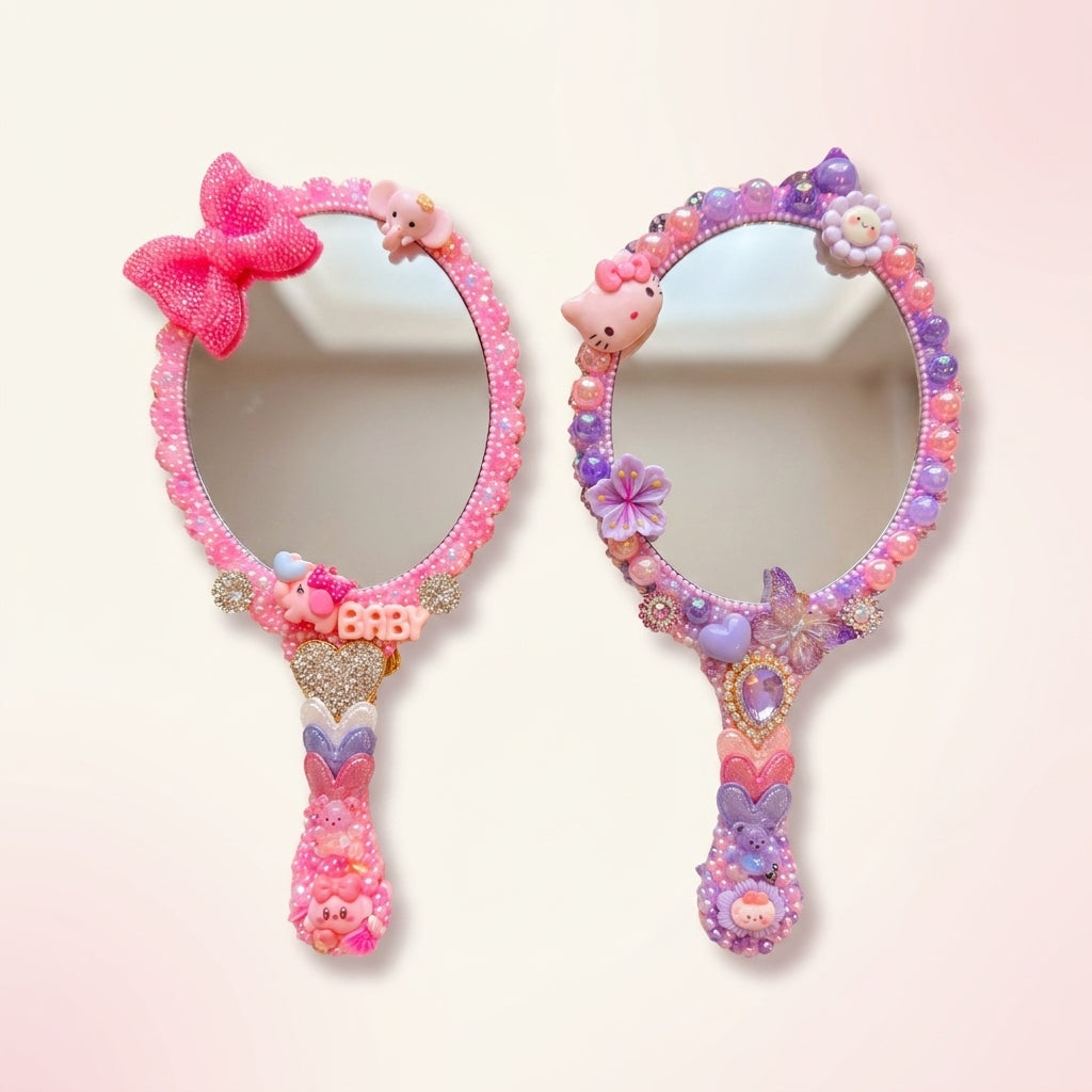 Espejo de mano decorado hecho a mano - Colección de muñecas